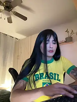 Cristal_Cerati_'s Live XXX Chat