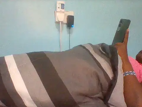 Chat XXX ao vivo de Eminent_Ride
