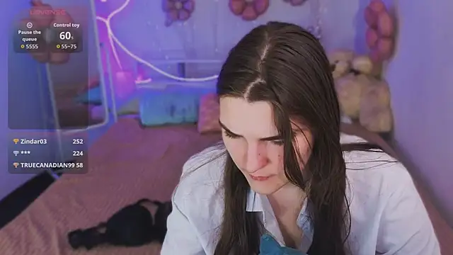 Rune_Veila's Live XXX Chat