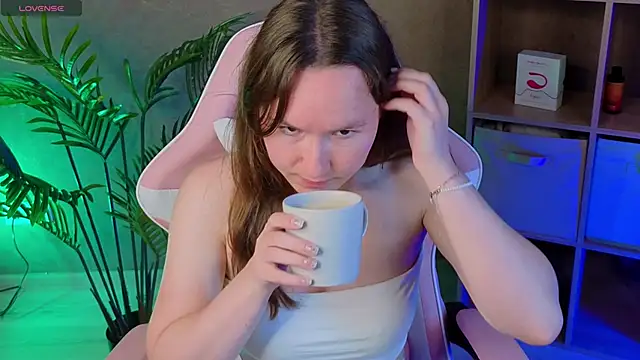 SindieStormm's Live XXX Chat