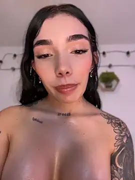 milasantana_'s Live XXX Chat