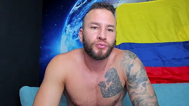 XXX chat uživo modela delessandro_world