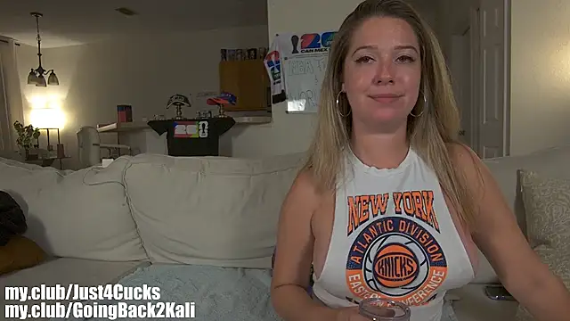 XXX chat uživo modela boomboomr00m