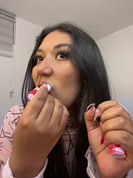 Chat XXX ao vivo de SharaRous