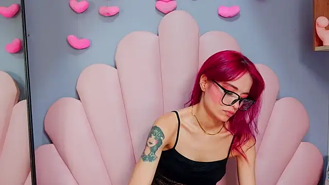 luci_miller's Live XXX Chat