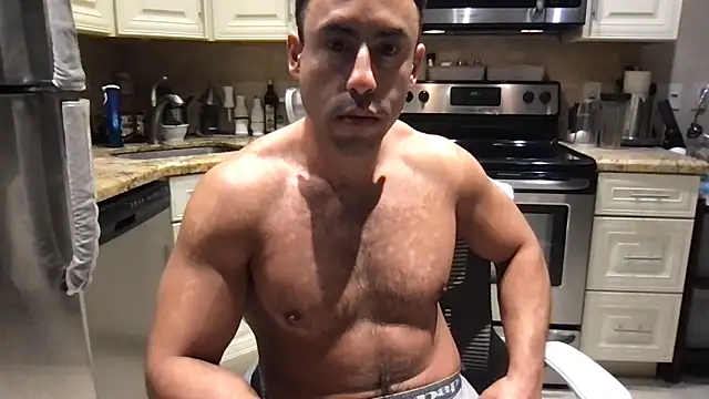 Chat XXX ao vivo de BigGuyMuscle