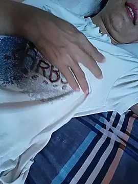 Chat XXX en directo de Doremon_95