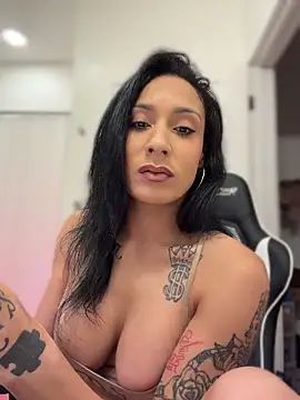 FerrariFrench Chat XXX in diretta
