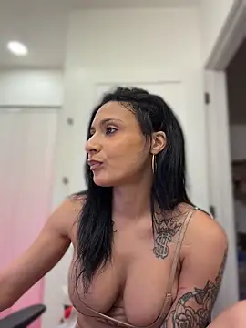 Chat XXX ao vivo de FerrariFrench