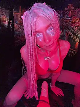1NikiVegas' Live XXX Chat