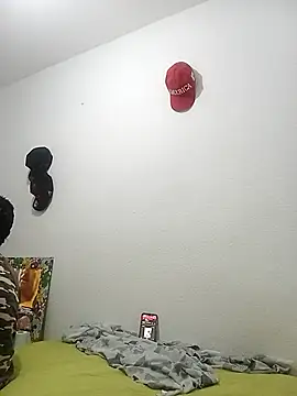 yoahotpetrafiery's Webcam Show