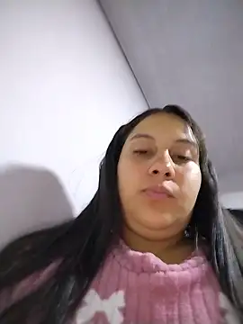 esmeralda_jadeesのライブXXXチャット