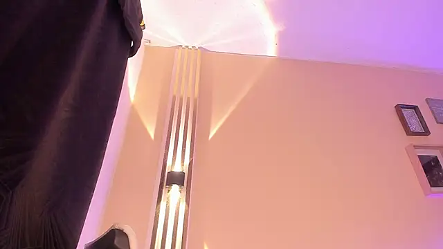 Dante_Fire_ élő XXX-chatje