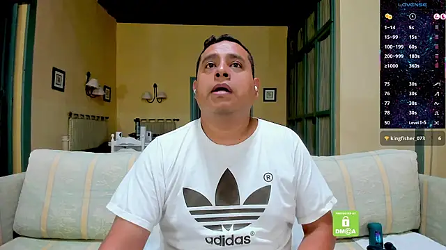 brad_latino Chat XXX in diretta