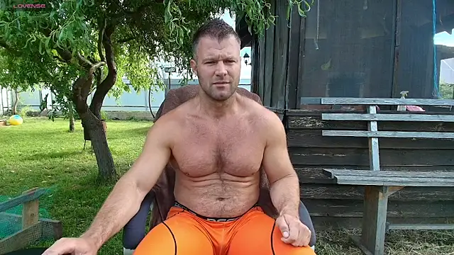 muscleangel18's Live XXX Chat