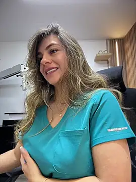 alicee16's Live XXX Chat