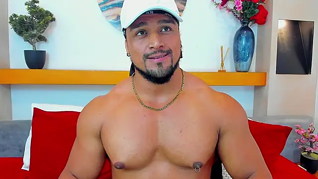 XXX chat uživo modela MikeEstevess
