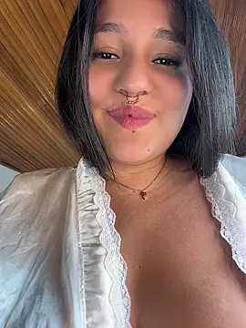 Chat XXX ao vivo de Emily_Gomezz