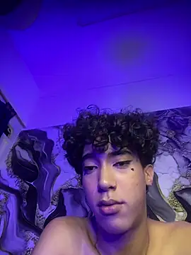 Živý XXX chat boy_max_latin