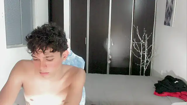 Онлайн чат XXX 2c_Bby