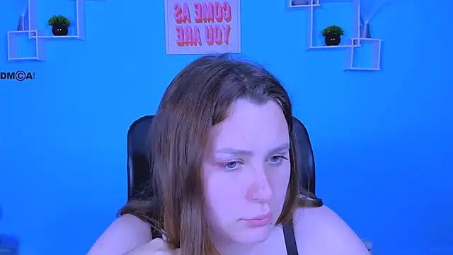 luna_noct Adlı Modelin Canlı XXX Sohbeti