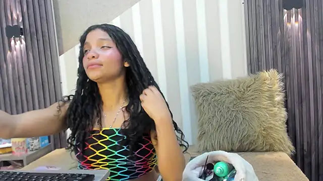 Chat XXX en directo de LittleeStar