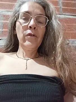 Chat +18 de NanitaFun ao vivo