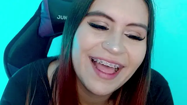 cata__gutierrez_'s Live XXX Chat