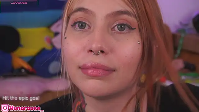 YunoRose_ élő XXX-chatje