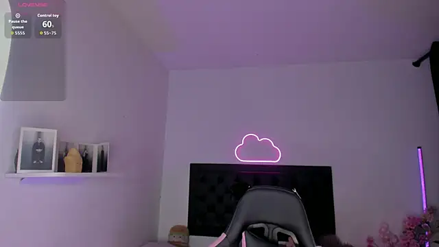 sarastorme's Live XXX Chat