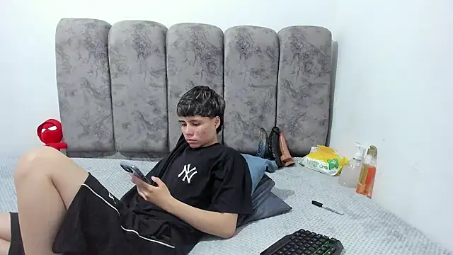 دردشة Bruno_Cruzz الجنسية المباشرة