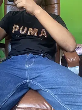 Živý XXX chat BIGGGGGBOYYYYY
