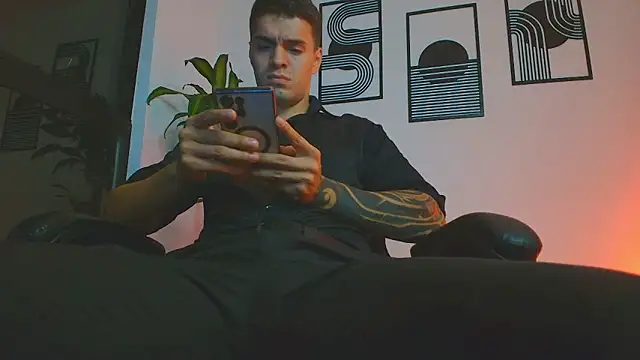 Онлайн чат XXX ALPHA_DOMINUS_