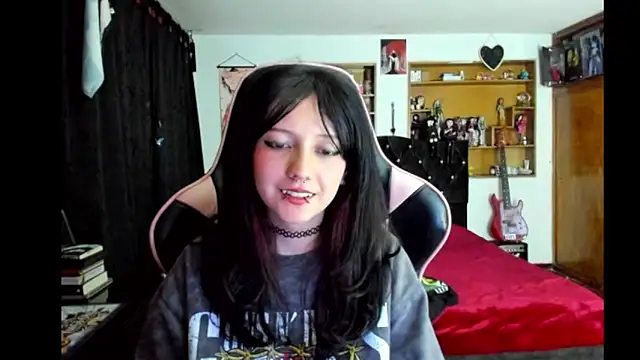 Show modela Daka_Cobain na web-kameri