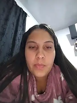 esmeralda_jadees' Live XXX Chat