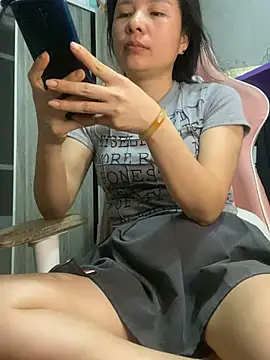 Ivy_Trix2 Adlı Modelin Canlı XXX Sohbeti