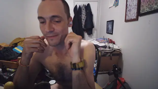 JohnnyMoves লাইভ XXX চ্যাট