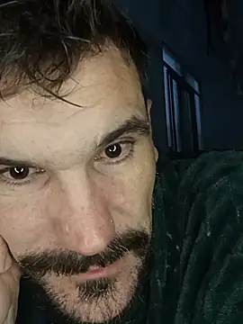 Kavalao12's Live XXX Chat