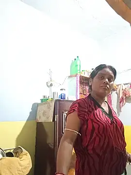 Priyasexcpl Chat XXX in diretta