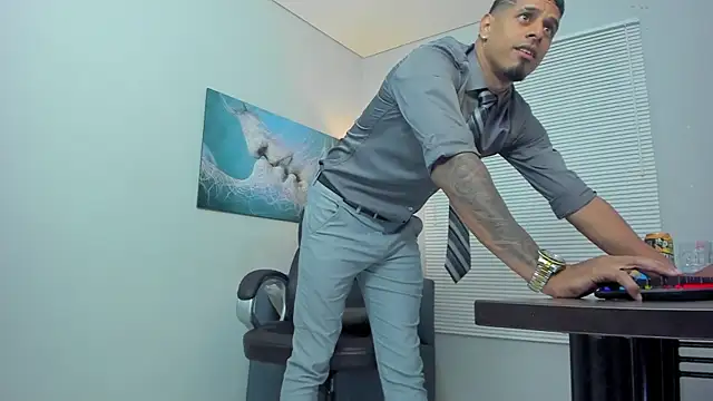 Chatroom XXX en direct de vincen_jose