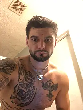 CaptHook931 Chat XXX in diretta