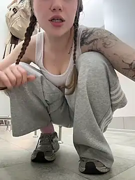 RussianWoman Chat XXX in diretta