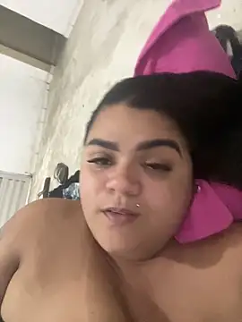 Chat +18 de MorenaCariok ao vivo