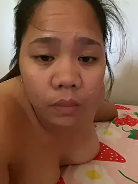 _UrSingleMamiBella_ Adlı Modelin Canlı XXX Sohbeti