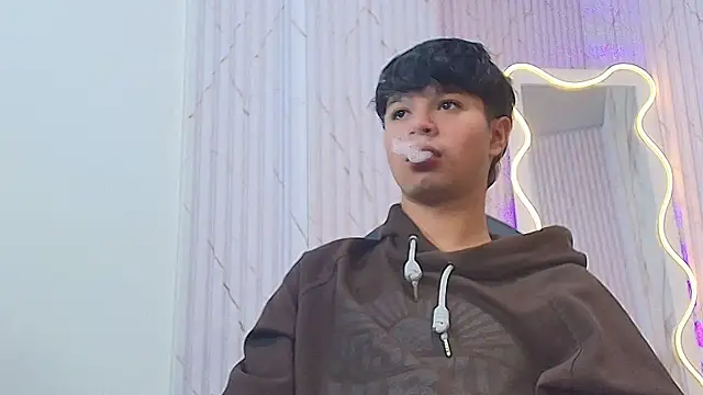 Spark_tay's Live XXX Chat