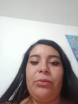 Chat +18 de hiddenCraving ao vivo