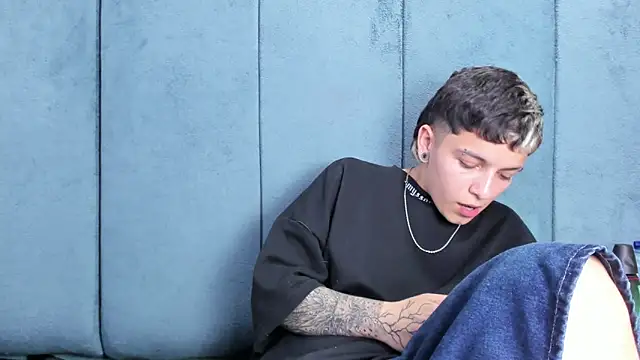 Megan_Thompson_'s Live XXX Chat
