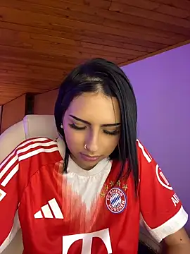 Hilary_pinkk's Live XXX Chat