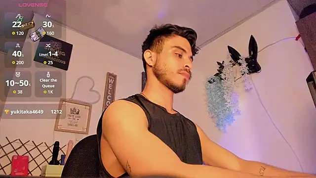Bastian_MCcormick Adlı Modelin Web Kamerası Şovu
