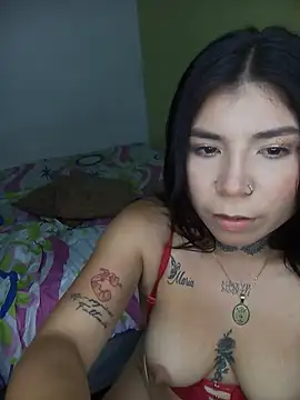Chat +18 de PequenaNena ao vivo